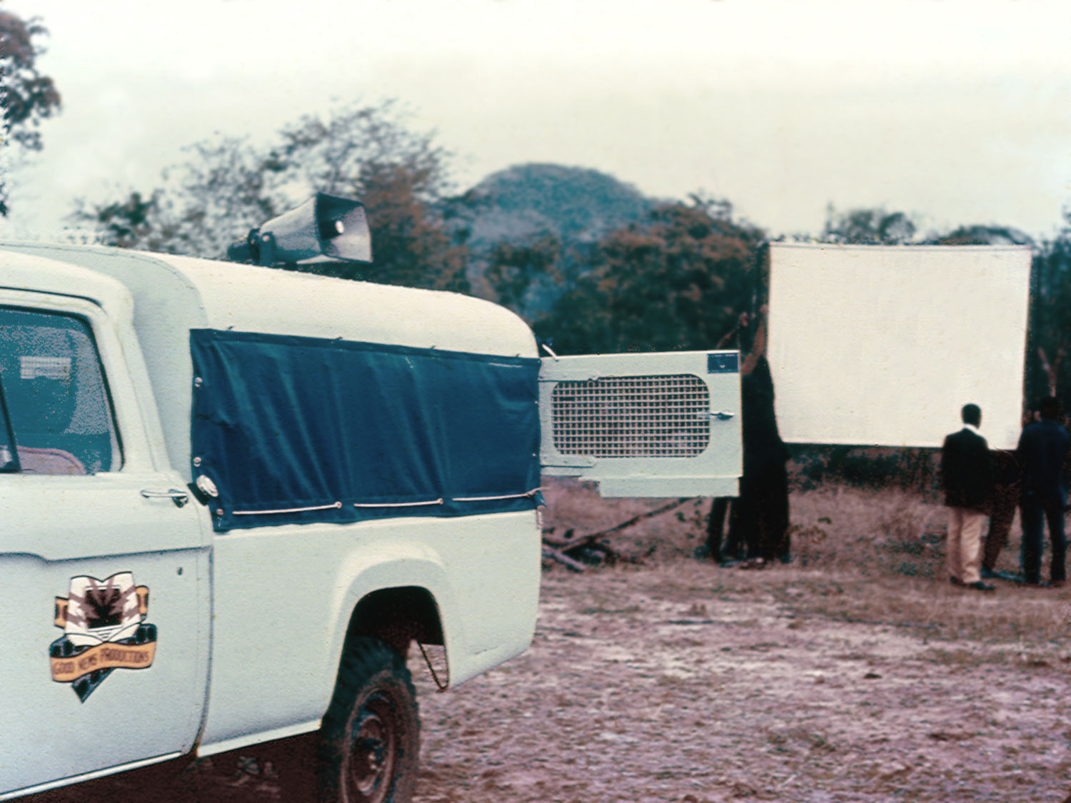 Mobile Unit with Screen